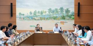 Từ kể chuyện đến tăng trưởng 2 con số