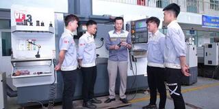 Gắn đào tạo nghề với doanh nghiệp, mở cơ hội việc làm cho người trẻ