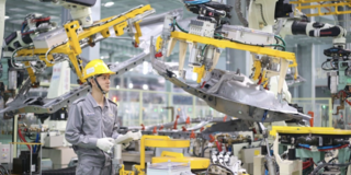 Giải pháp chiến lược để đảm bảo tăng trưởng kinh tế hai con số