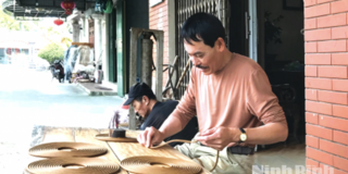 Phát triển làng nghề góp phần giảm nghèo bền vững