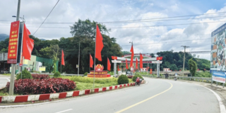 Triển khai chương trình mục tiêu quốc gia cho vùng đồng bào dân tộc thiểu số và khu vực nông thôn đặc biệt khó khăn