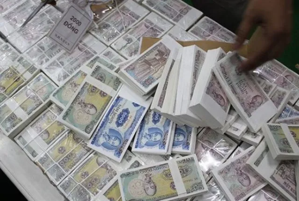 <a href="/tin-tuc/thi-truong" title="Thị trường" rel="dofollow">Thị trường</a>