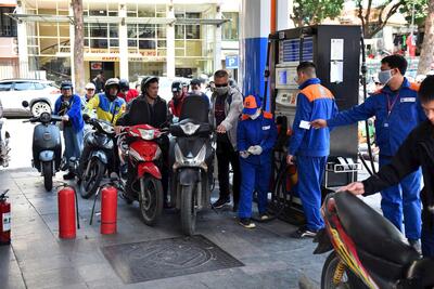 <a href="/tin-tuc/thi-truong" title="Thị trường" rel="dofollow">Thị trường</a>