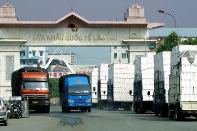 <a href="/tin-tuc/thi-truong" title="Thị trường" rel="dofollow">Thị trường</a>