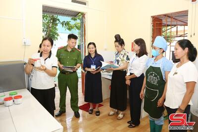<a href="/tin-tuc/kinh-te-suc-khoe" title="Kinh tế sức khỏe" rel="dofollow">Kinh tế sức khỏe</a>