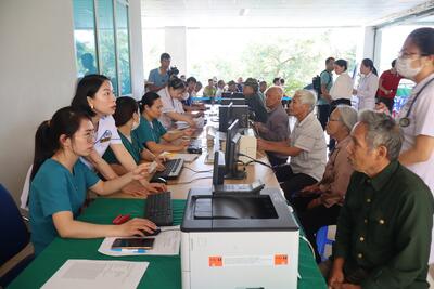 <a href="/tin-tuc/kinh-te-suc-khoe" title="Kinh tế sức khỏe" rel="dofollow">Kinh tế sức khỏe</a>