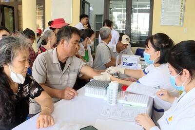 <a href="/tin-tuc/kinh-te-suc-khoe?menuId=6367a65f2fe69227bd42cbab" title="Kinh tế sức khỏe" rel="dofollow">Kinh tế sức khỏe</a>