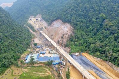 <a href="/tin-tuc/thi-truong" title="Thị trường" rel="dofollow">Thị trường</a>