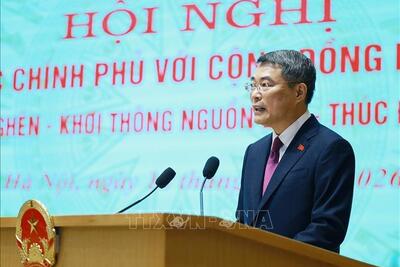 <a href="/tin-tuc/chien-luoc-canh-tranh?menuId=5b874dc8921865029f564803" title="Chiến lược - Cạnh tranh" rel="dofollow">Chiến lược - Cạnh tranh</a>