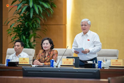<a href="/tin-tuc/quan-tri" title="Quản trị" rel="dofollow">Quản trị</a>