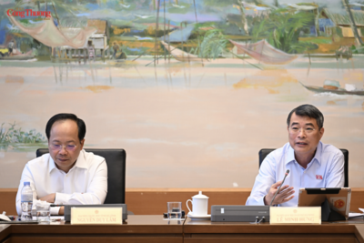 <a href="/tin-tuc/chien-luoc-canh-tranh" title="Chiến lược - Cạnh tranh" rel="dofollow">Chiến lược - Cạnh tranh</a>