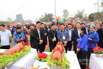 <a href="/tin-tuc/thuong-hieu" title="Thương hiệu" rel="dofollow">Thương hiệu</a>