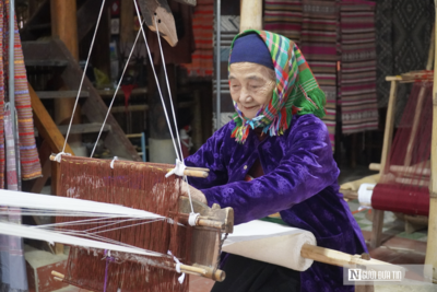 <a href="/tin-tuc/thuong-hieu" title="Thương hiệu" rel="dofollow">Thương hiệu</a>