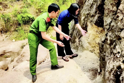 <a href="/tin-tuc/chien-luoc-canh-tranh?menuId=5b874dc8921865029f564803" title="Chiến lược - Cạnh tranh" rel="dofollow">Chiến lược - Cạnh tranh</a>