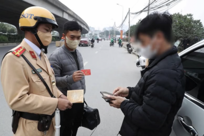 <a href="/tin-tuc" title="Tin tức" rel="dofollow">Tin tức</a>