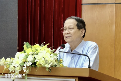 <a href="/tin-tuc/kinh-doanh" title="Kinh doanh" rel="dofollow">Kinh doanh</a>