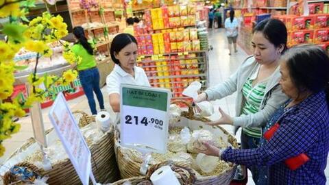 Bán lẻ đua tranh, giá hàng tết dễ thở