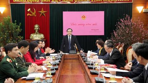 Tuyên chiến với nạn ‘chặt chém’, nghiêm cấm lấy xe công, bỏ việc đi lễ chùa