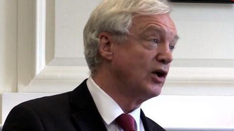 Anh kêu gọi không sửa đổi dự luật Brexit