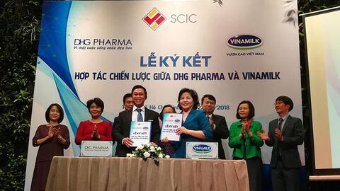 Vinamilk bắt tay Dược Hậu Giang “oanh tạc” thị trường thực phẩm chức năng