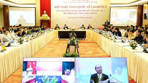 Thủ tướng: Gánh nặng chi phí đang là rào cản lớn đối với doanh nghiệp