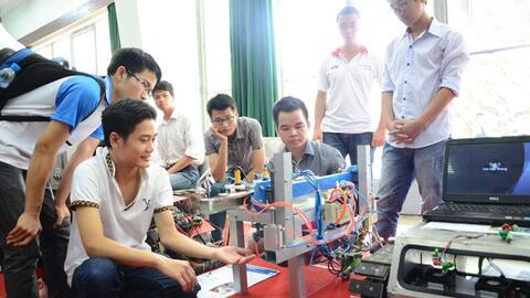 Tăng sức cạnh tranh cho hàng Việt