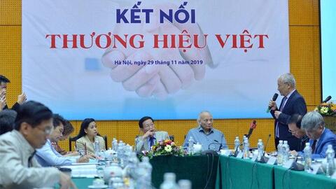 “Doanh nghiệp nhỏ có thể núp dưới bóng người khổng lồ”