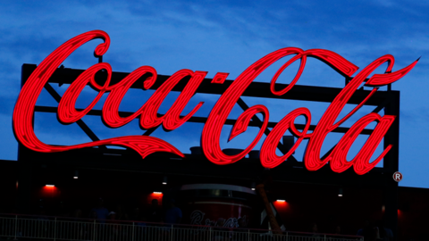 Doanh thu Coca Cola giảm sâu trong quí II, chỉ còn 7,2 tỉ USD