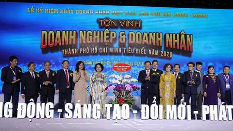 Những con số ấn tượng của 100 doanh nghiệp, doanh nhân tiêu biểu TP.HCM