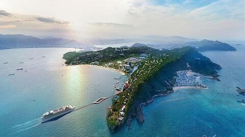 Quy Nhơn vẫn còn 'chìm', để Đà Nẵng, Nha Trang 'vượt mặt'