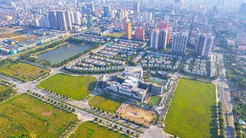 Thị trường thấp tầng: Bùng nổ nguồn cung, thanh khoản yếu ớt, chạy đua ưu đãi