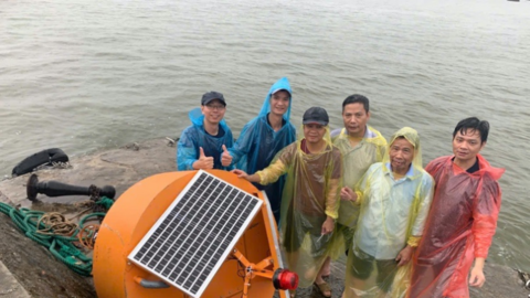 Làm chủ công nghệ quan trắc biển tự động, từ xa