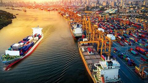 Báo Nga tiết lộ chiến thuật giúp kinh tế Việt Nam thành công bất ngờ