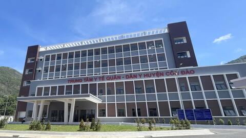 Kịp thời phẫu thuật cấp cứu các ca bệnh nặng tại Côn Đảo những ngày cuối năm