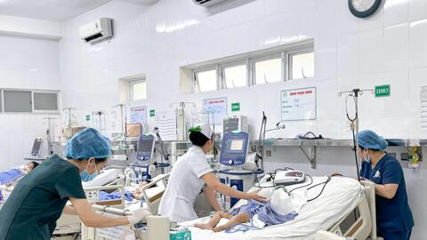 Số ca mắc tay chân miệng tăng gấp 5 lần: Lo ngại nguy cơ bùng phát dịch