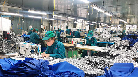 Chương trình phục hồi kinh tế có bị lạc hậu khi 'vấp' lực cản?