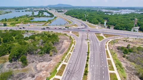 Mở trục phát triển từ biển