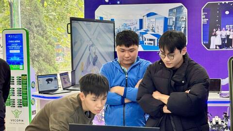 Chợ chuyển đổi số: Đầu tư công, quản trị tư