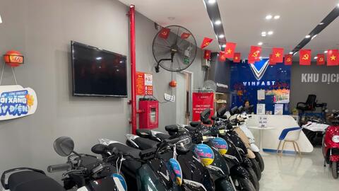 Từ thay đổi thói quen đến tái cấu trúc vận hành trước áp lực giá xăng dầu