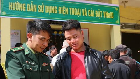 Mỗi cán bộ, chiến sĩ phải có "sức đề kháng" tốt trên không gian mạng