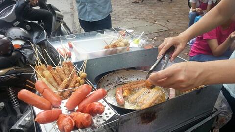 Ngộ độc thực phẩm tăng, siết bếp ăn tập thể và hàng quán