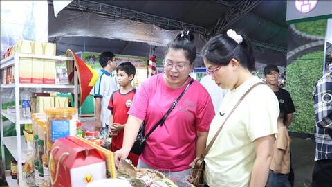 400 gian hàng tham gia ngày hội du lịch, ẩm thực, xúc tiến thương mại An Giang