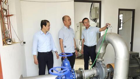 Lãnh đạo đơn vị thực hiện hiệu quả nhiệm vụ sản xuất, kinh doanh