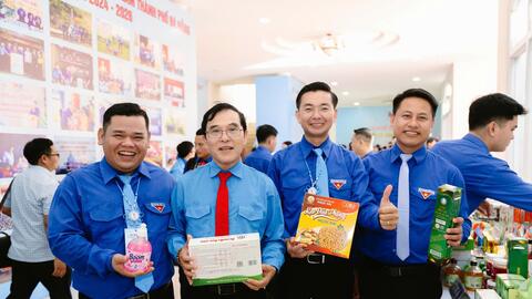 Triển lãm hơn 100 sản phẩm phát triển kinh tế và OCOP của thanh niên Đà Nẵng