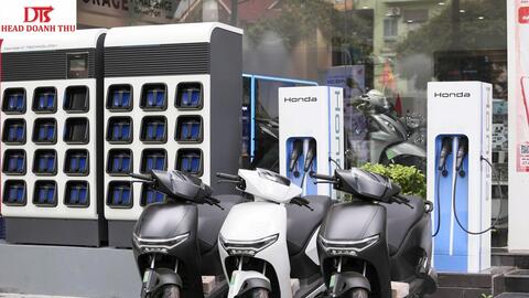 Honda - VinFast đối đầu trên thị trường xe máy Việt