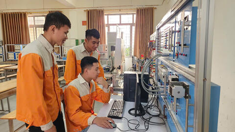 FDI tỷ đô đổ về, Nghệ An khát nhân lực chất lượng cao