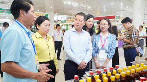 Tôn vinh sản phẩm OCOP