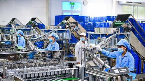 Khung chuẩn mực đạo đức, văn hóa kinh doanh gắn với bản sắc dân tộc và tiếp cận được tinh hoa văn hóa kinh doanh thế giới
