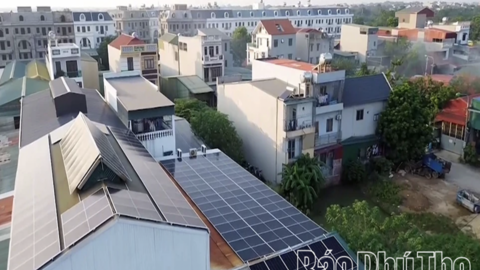 Doanh nghiệp tăng tốc chuyển đổi xanh từ năng lượng tái tạo