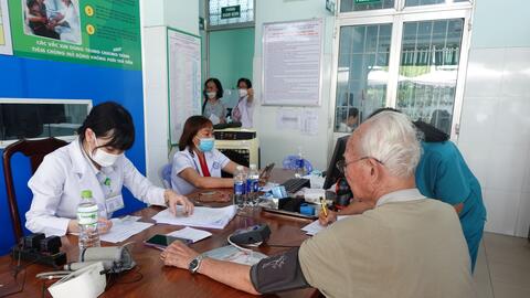 Hiện thực hóa chủ trương của Đảng, Nhà nước về chăm sóc sức khỏe nhân dân